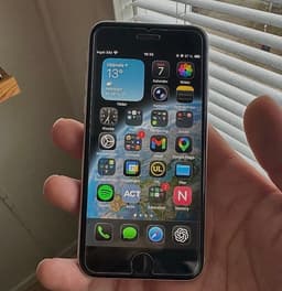 Apple iPhone SE 3 gen 64 GB vit