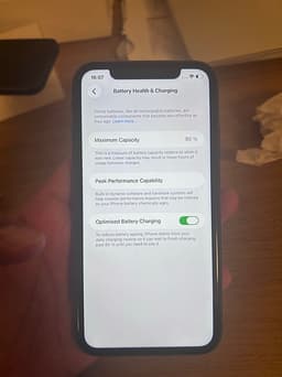 Apple iPhone 11 64 GB svart