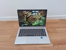 HP laptop 10-kärnig | i5-12 gen | 8GB RAM | 14" tum | 256GB NVMe | Windows 11