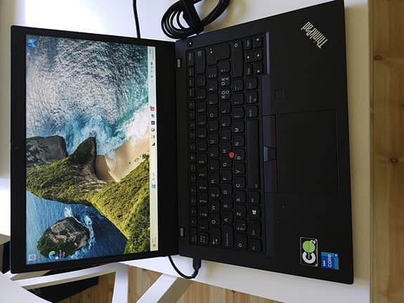 Lenovo ThinkPad T14s Gen 2 14"