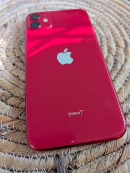 iPhone 11 red