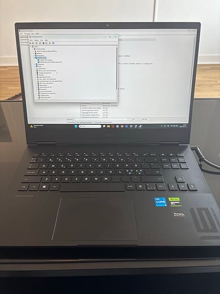 HP OMEN 16"