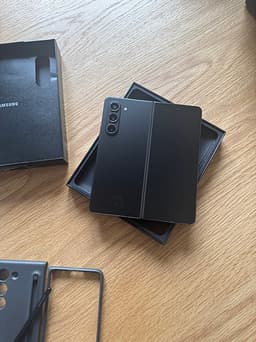 Samsung Galaxy Z Fold 5 mobil 512 GB svart