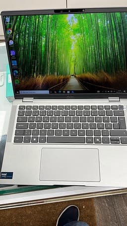 Dell bärbar dator 14 tum silver