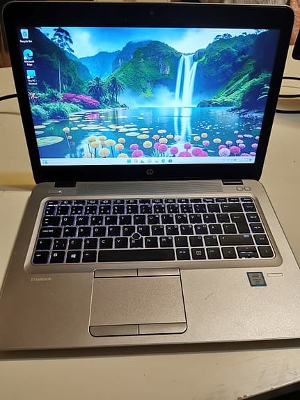 HP EliteBook 14"