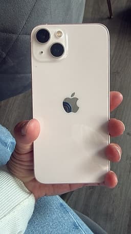 Apple iPhone 13