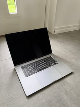 Apple MacBook Pro 16” (2019) – i7  16 GB RAM  1 TB SSD