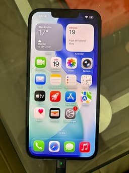 Apple iPhone 13 128GB svart