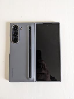 Samsung Galaxy Z Fold6 (256 GB) + Galaxy Watch Ultra