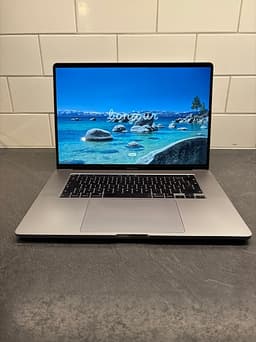MacBook Pro 16" (2019) – i7 / 16GB / 512GB