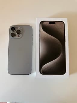 Apple iPhone 15 Pro Max 256 GB grå