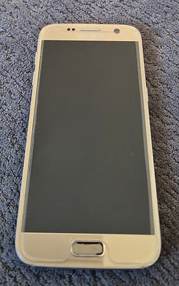 Samsung Galaxy S7 32 GB Gold (SM-G930F) – mycket fint skick – originalkartong