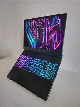 Acer Predator Helios Neo 16 (i9-13900HX/RTX 4070/16GB DDR5/1TB SSD/165Hz)
