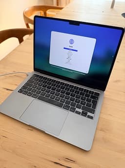 Macbook Air M2 256 GB - Se beskrivning