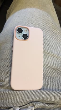 iPhone 15 ljus blå hel och fräsch
