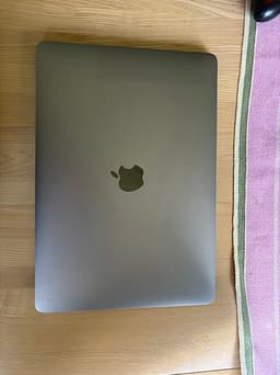 MacBook Pro 13” 2019 Touch Bar – 256 GB