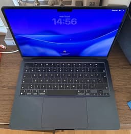 MacBook Air M2 Midnight Blue