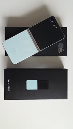Samsung Galaxy Z Flip5 5G 512GB Mint – mycket fint skick + originalkartong