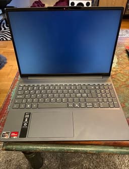 Lenovo IdeaPad bärbar dator 16:10 skärm grå
