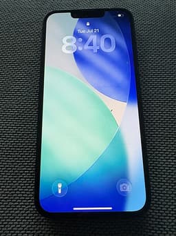 iPhone 16e