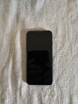 Apple iPhone 7