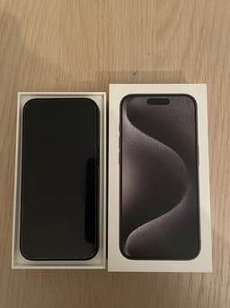 iPhone 15 Pro 128 GB svart