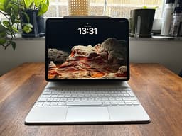 Apple iPad Pro 12.9 (2022) surfplatta 128 GB