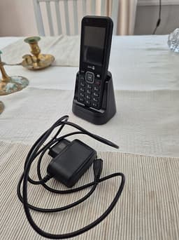 Doro 7001H mobil för äldre