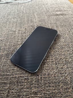 Apple iPhone 17e