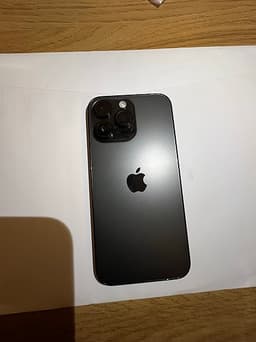 Apple iPhone 14 Pro Max 90% battery