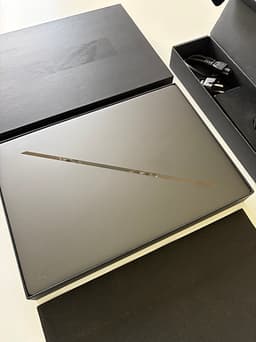 ASUS ROG Zephyrus G16 (2025) – RTX 5070 – OLED – Nyskick – Underpris!