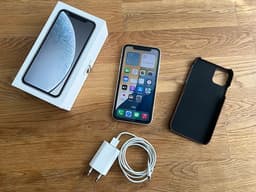 iPhone XR 64GB Vit Olåst