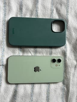 Apple iPhone 12 64 GB ljusgrön + skal