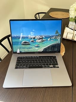 MacBook Pro 16” (2019) i7 | 16GB RAM | 500GB SSD | Radeon Pro 5300M