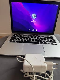 MacBook Pro 13” Silver (2015) – 8 GB RAM / 128 GB SSD