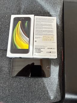 Apple iPhone SE 128 GB svart