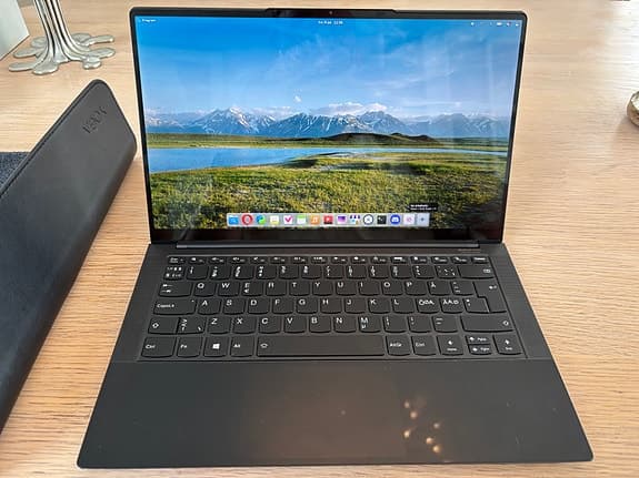 Lenovo Yoga Slim 9 14"