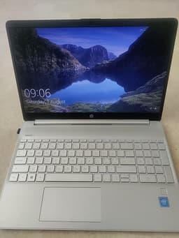 HP Laptop 15s tum silver