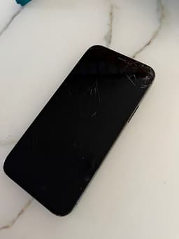iPhone 12 Pro 256gb - spricka skärm