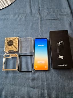 Samsung Galaxy Z Flip6