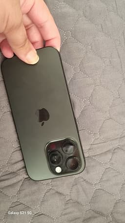 Apple iPhone 16 Pro 128 GB  svart