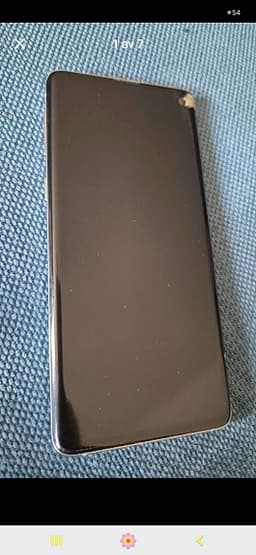 Samsung galaxy s10 prism white olåst, ingen repa någonstans.