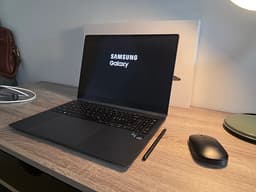Samsung Galaxy Book3 Pro 360 5G – i7 / 16 GB RAM / 512 GB SSD