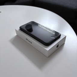 iPhone SE 2022 (3rd Generation) Midnight 64 GB