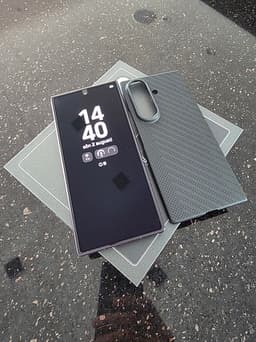 Samsung Fold8 Ultra Violet Shadow