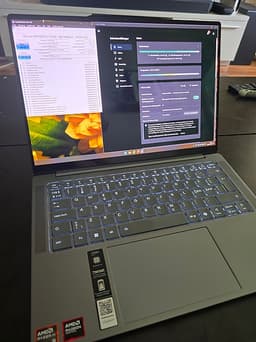 Lenovo Yoga Pro 7 14" 2.8K OLED, Ryzen AI 9 365, 32 GB RAM, 1 TB SSD