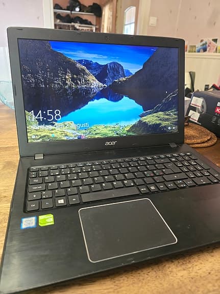 Acer Laptop 15"