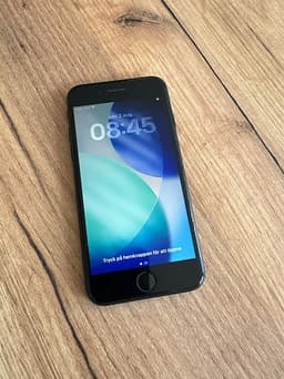 Apple iPhone SE 3 gen (2022) 64 GB svart