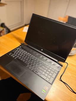 HP bärbar dator 15" svart med Ryzen 5 och Nvidia-grafik