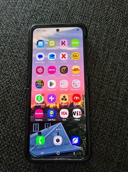 Samsung galaxy flip 4